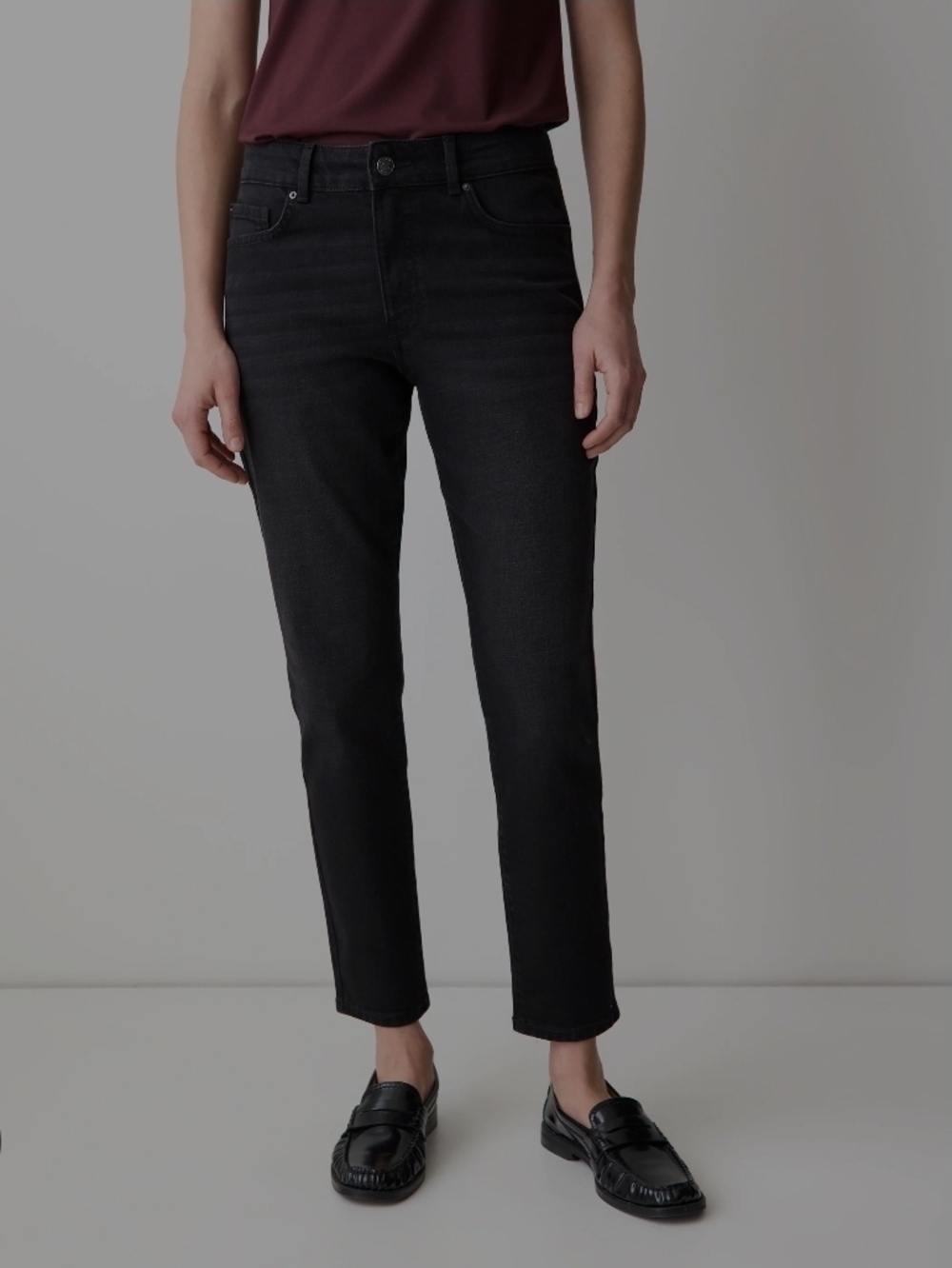 RW&CO. Natalie Jeggings Black Slim Ankle Jeans